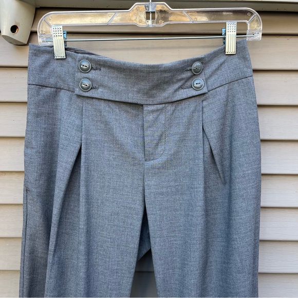 NWOT gray sailor pleated flare pants size 6L - Picture 12 of 14